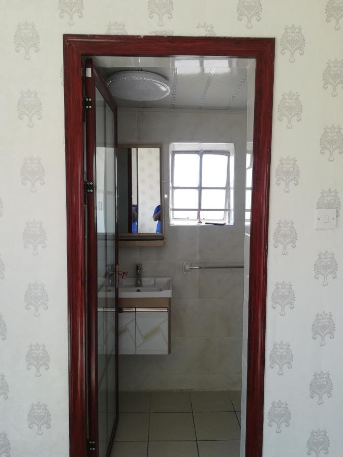 Lee Bed & Breakfast Francistown Exterior foto